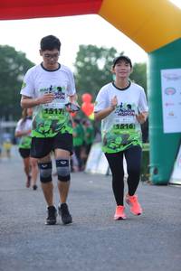 BIB: 1517, 1516
                            <button type="button" onclick="openModal(3653932)" class="btn btn-primary btn-sm float-right btn-popup" data-toggle="modal" data-target=".modal-high-quality">
                        <i class="fas fa-shopping-cart"></i> Add to Cart
                    </button>
                                            <button type="button" onclick="isThisMe(3653932, true)" class="btn btn-success btn-sm float-right btn-popup btn-isme hidden" data-toggle="tooltip" data-placement="bottom" title="นี่คือรูปของคุณใช่ไหม คลิกที่นี่เพื่อเอาเข้าอัลบั้ม">
                        <i class="fas fa-plus"></i> Add to album
                    </button>
                    <button type="button" onclick="isThisMe(3653932, false)" class="btn btn-warning btn-sm float-right btn-popup btn-isnotme hidden">
                        <i class="fas fa-ban"></i> Remove from album
                    </button>